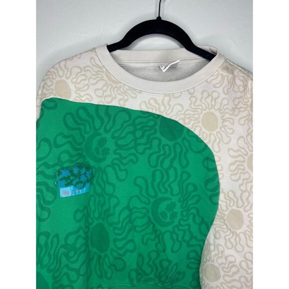 Nike Green and Cream Sweatshirt - Picture 2 of 7